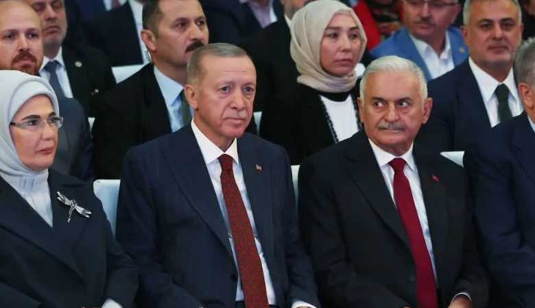 Cumhurbaşkanı Erdoğan, Binali Yıldırım'ı neden çizdi? Ak Parti kulislerinde konuşulan iddia